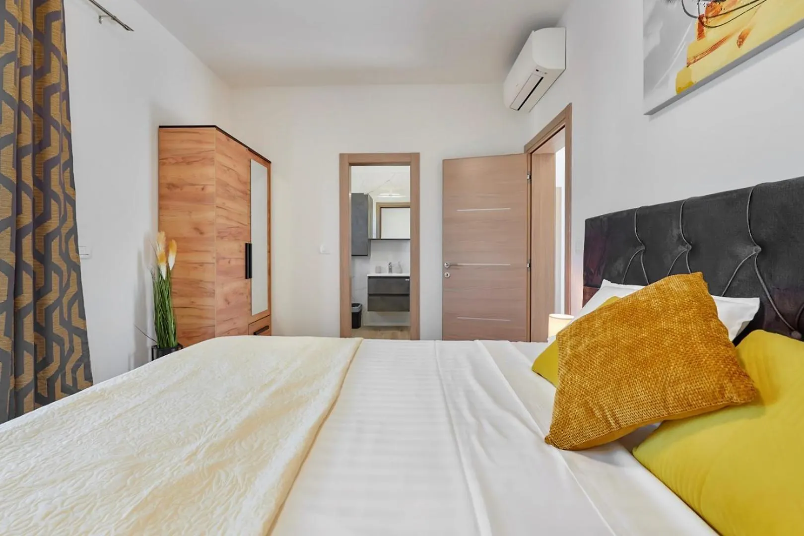 Brand New Villa Borina With Pool Loborika