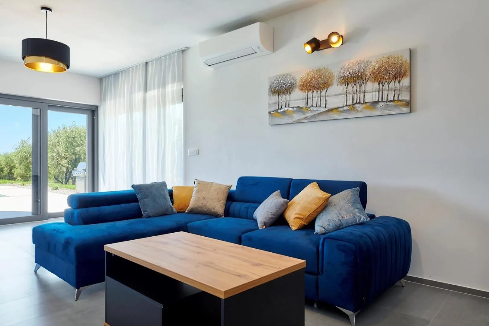Brand New Villa Borina With Pool Loborika