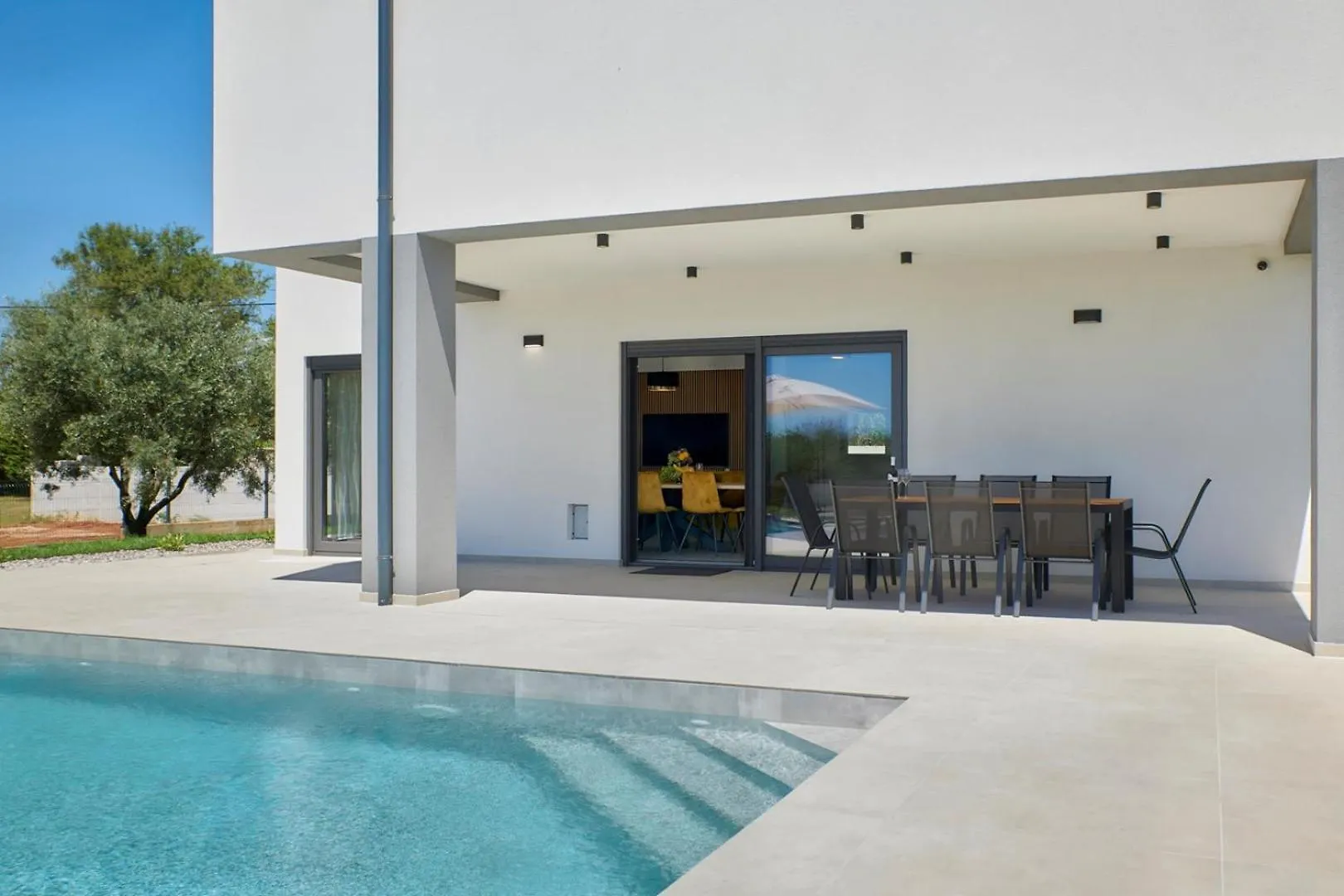 Brand New Villa Borina With Pool Loborika